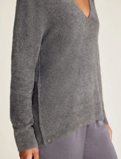 CozyChic Lite® V-Neck Seamed Pullover -Snuggle And Style 20211026 SS22 BDWCL20971 BDWES21032 00508