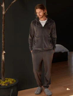 LuxeChic® Men’s Jogger -Snuggle And Style BDMLC21364 Nickle 1892 V2 709b3a4d 29a0 4fe0 ac24 307eda2dcc40