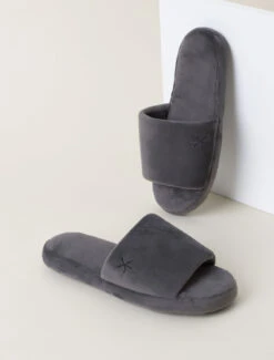 LuxeChic® Slides 10 LuxeChic® Slides -Snuggle And Style BDWLC21925 Carbon 4 LOGO2 W