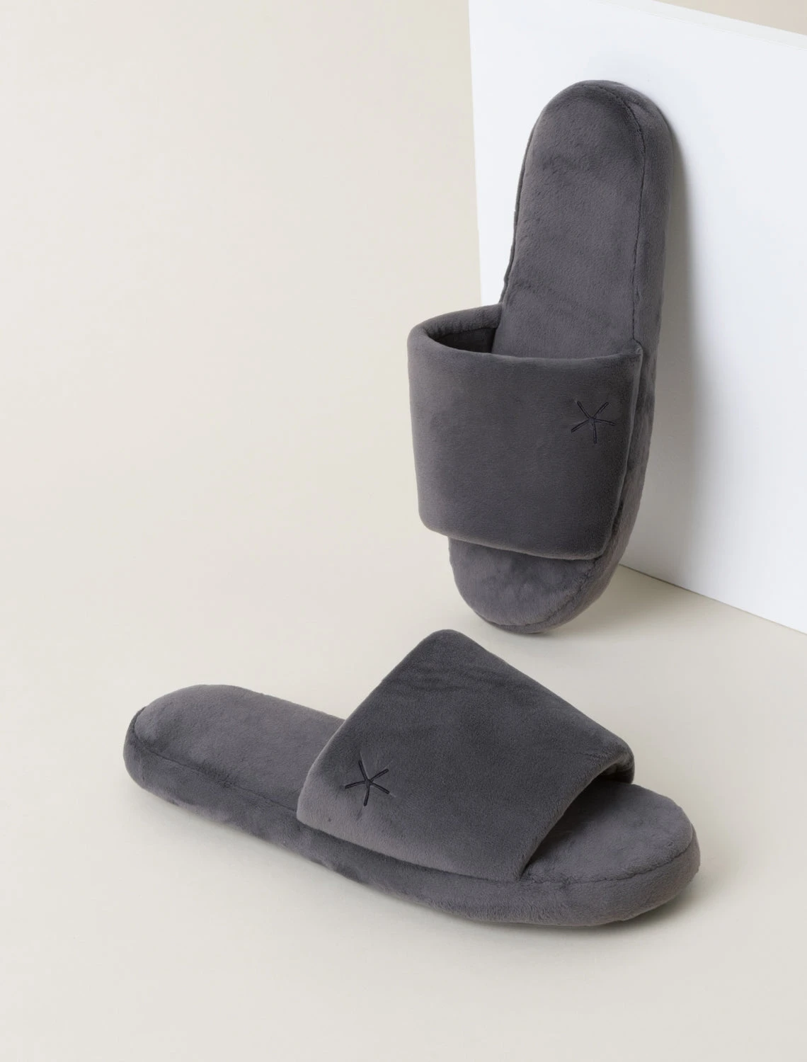 LuxeChic® Slides 5 LuxeChic® Slides - Image 5