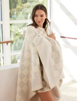CozyChic® Cotton Checkered Throw 9 CozyChic® Cotton Checkered Throw -Snuggle And Style BFDSS 24 BDHNV22325 HeGray Cream 1575