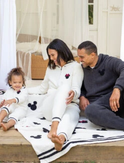 CozyChic® Classic Disney Logo Throw -Snuggle And Style BFD FALL 7 8 20 D3 0659