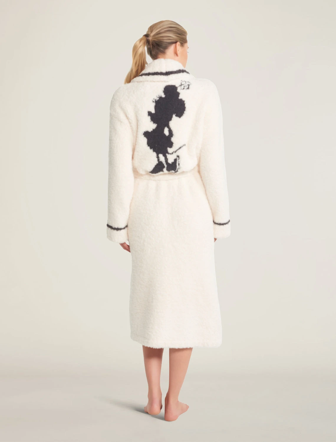 CozyChic® Classic Disney Minnie Mouse Adult Robe 3 CozyChic® Classic Disney Minnie Mouse Adult Robe - Image 3