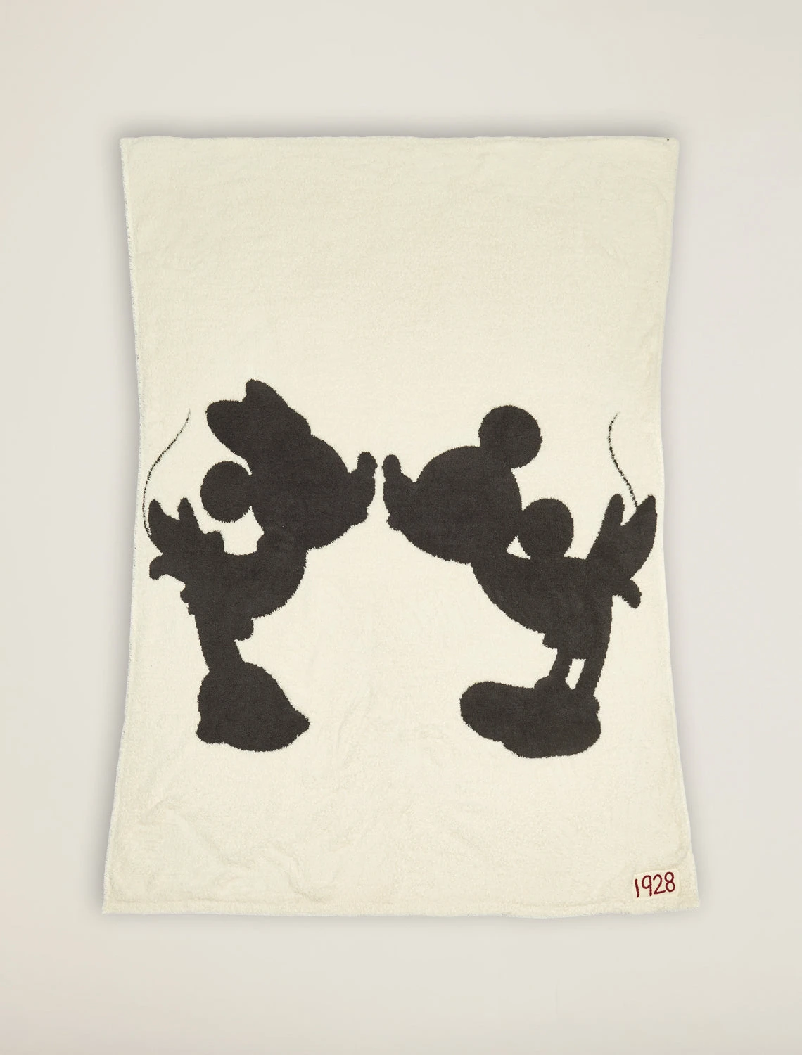 CozyChic® Classic Disney Mickey & Minnie Mouse Throw 1 CozyChic® Classic Disney Mickey & Minnie Mouse Throw