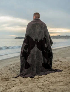 CozyChic® Classic Disney Mickey & Minnie Mouse Throw 9 CozyChic® Classic Disney Mickey & Minnie Mouse Throw -Snuggle And Style D103 CARBON BLACK 2