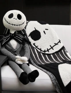 CozyChic® Disney Jack Skellington Throw 9 CozyChic® Disney Jack Skellington Throw -Snuggle And Style DNHCC21385 2257 V1